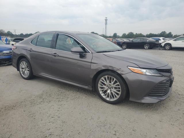 4T1BZ1HK5KU509194 - 2019 TOYOTA CAMRY XSE GRAY photo 4