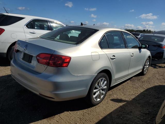 3VWDX7AJ1BM384462 - 2011 VOLKSWAGEN JETTA SE Gümüş foto 3