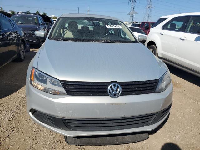 3VWDX7AJ1BM384462 - 2011 VOLKSWAGEN JETTA SE Gümüş foto 5