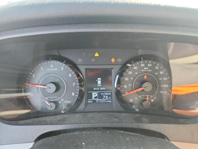 5TDKK3DC8FS638172 - 2015 TOYOTA SIENNA LE 银色 照片 9