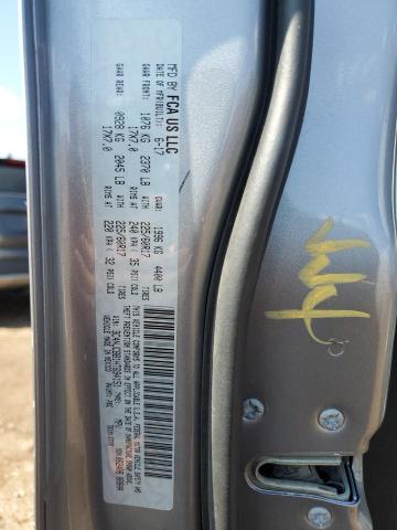 3C4NJCBB1HT694151 - 2017 JEEP COMPASS LATITUDE Argent photo 13