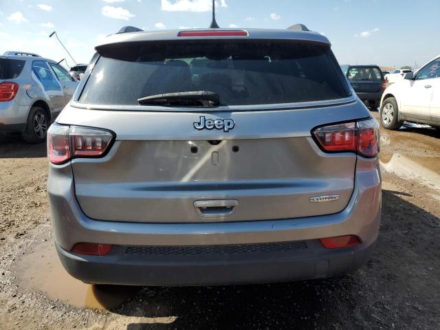 3C4NJCBB1HT694151 - 2017 JEEP COMPASS LATITUDE Argent photo 6