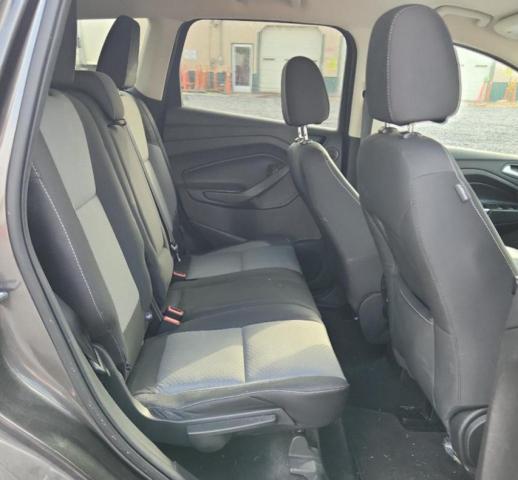 1FMCU9GD1HUD46475 - 2017 FORD ESCAPE SE GRAY photo 10