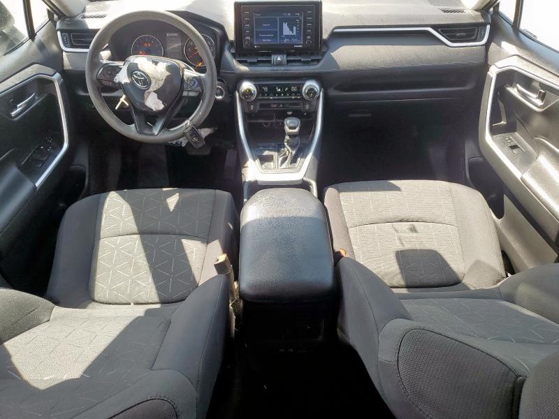 2T3W1RFV1MW135522 - 2021 TOYOTA RAV4 XLE SILVER photo 8