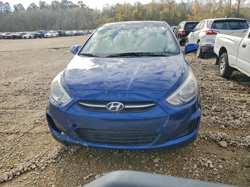 KMHCT4AE6HU168182 - 2017 HYUNDAI ACCENT SE Blau Foto 5