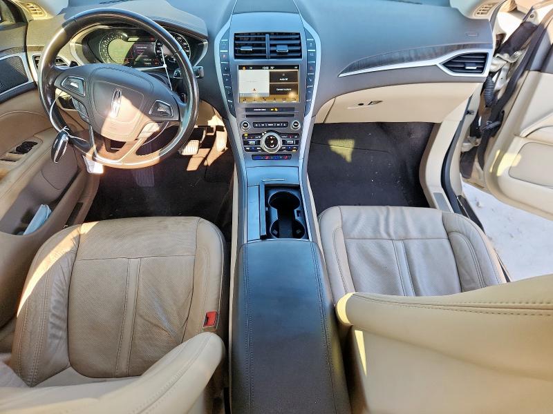 3LN6L5E98HR600889 - 2017 LINCOLN MKZ RESERVE ბეჟი ფოტო 8