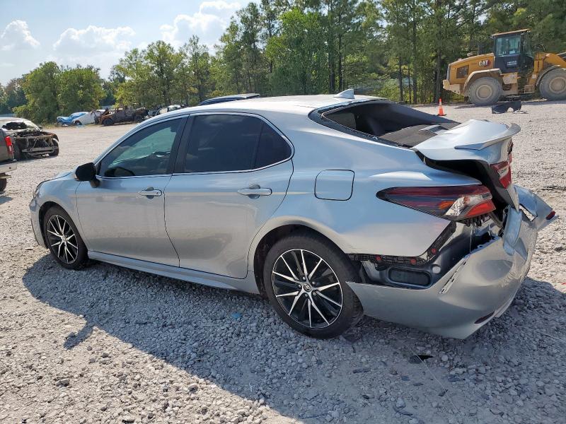 4T1G11AK2NU621639 - 2022 TOYOTA CAMRY SE Արծաթագույն լուսանկար 2