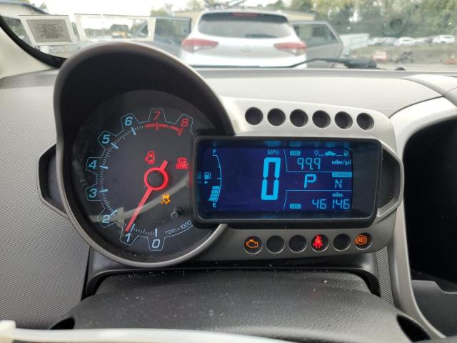 1G1JC6SH7F4154586 - 2015 CHEVROLET SONIC LT თეთრი ფოტო 9