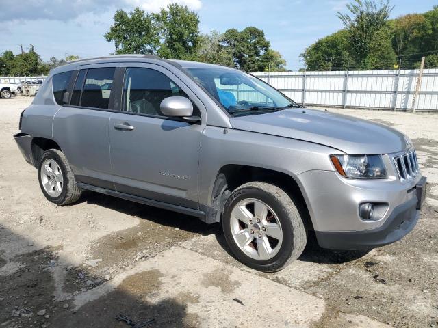 1C4NJCEA6GD769398 - 2016 JEEP COMPASS LATITUDE Gümüş foto 4