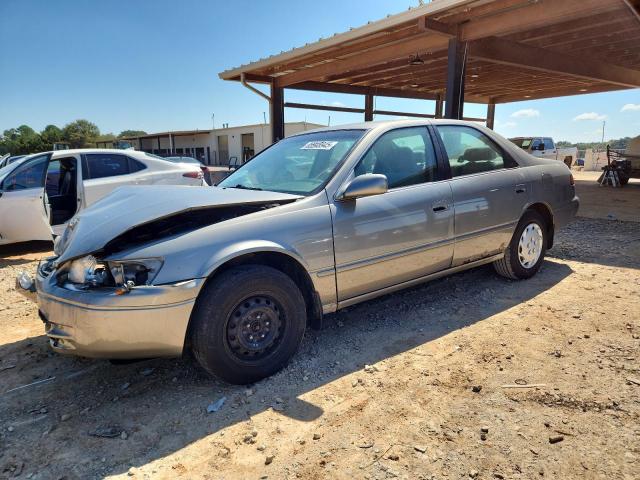 1999 TOYOTA CAMRY LE, 