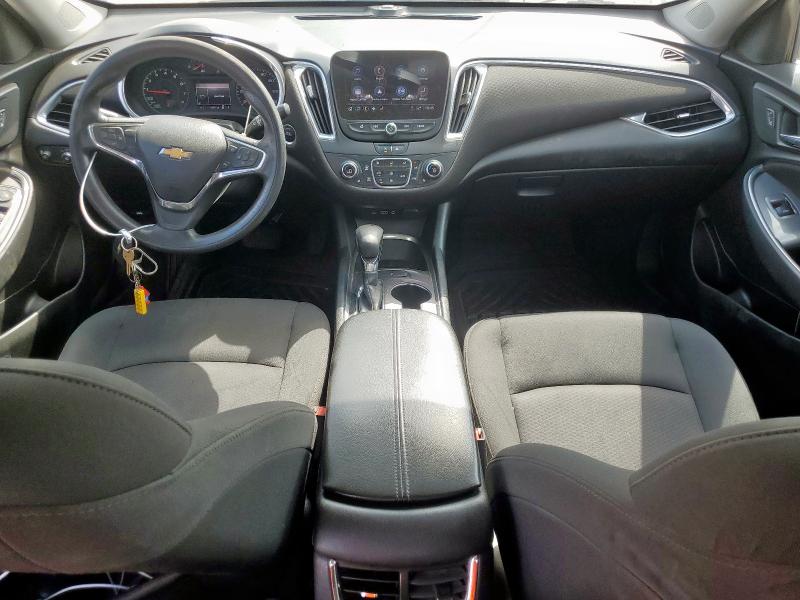 1G1ZD5STXMF001829 - 2021 CHEVROLET MALIBU LT WHITE photo 8