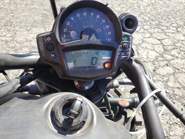 JKAENEC12KDA02558 - 2019 KAWASAKI EN650 C Grün Foto 7