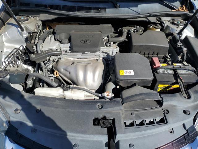 4T1BF1FK7HU672515 - 2017 TOYOTA CAMRY LE ვერცხლისფერი ფოტო 11