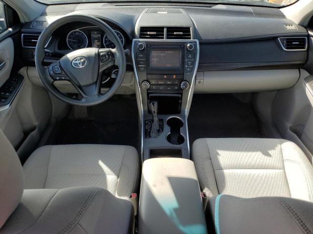 4T1BF1FK7HU672515 - 2017 TOYOTA CAMRY LE ვერცხლისფერი ფოტო 8