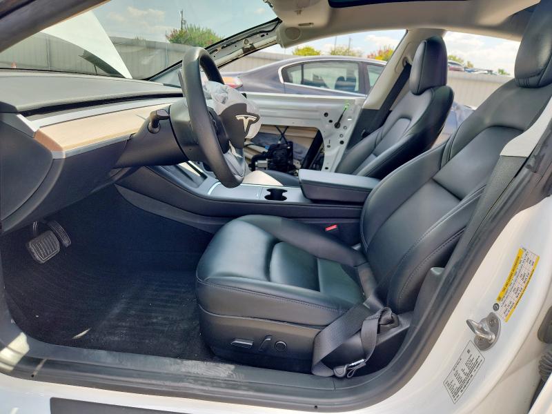 5YJ3E1EA5PF517585 - 2023 TESLA MODEL 3 Weiß Foto 7