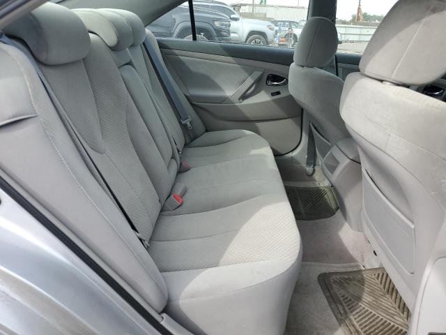 4T1BE46K38U258393 - 2008 TOYOTA CAMRY CE 银色 照片 10