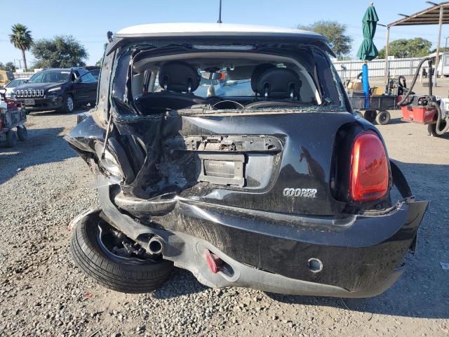 WMWXP5C58G2D13911 - 2016 MINI COOPER BLACK photo 6