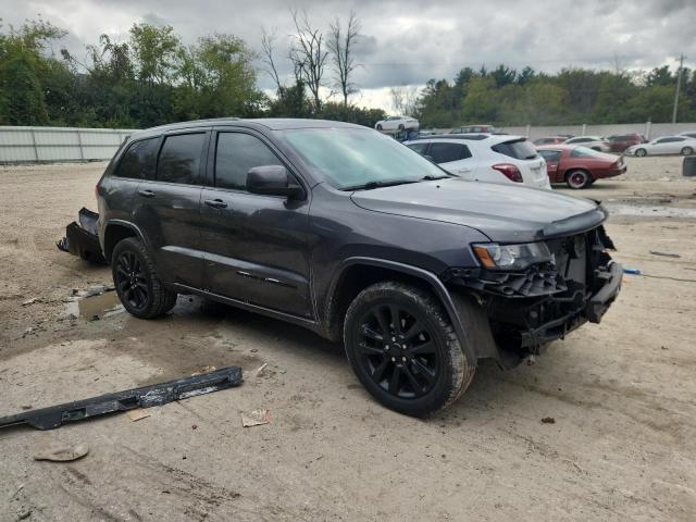 1C4RJFAG7JC501051 - 2018 JEEP GRAND CHER LAREDO GRAY photo 4