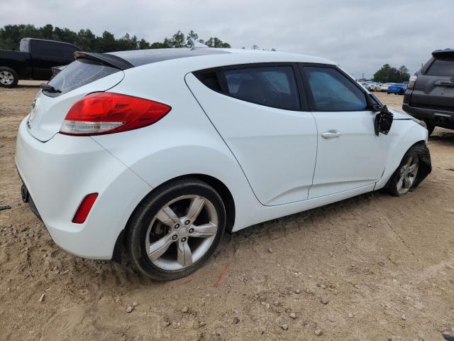 KMHTC6AD7DU086801 - 2013 HYUNDAI VELOSTER WHITE photo 3