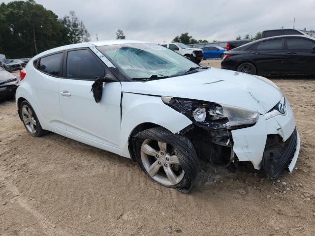 KMHTC6AD7DU086801 - 2013 HYUNDAI VELOSTER WHITE photo 4