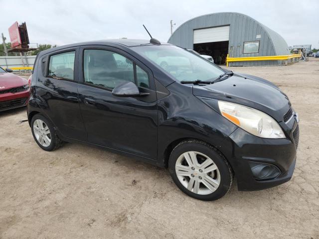 KL8CD6S97FC805204 - 2015 CHEVROLET SPARK 1LT BLACK photo 4