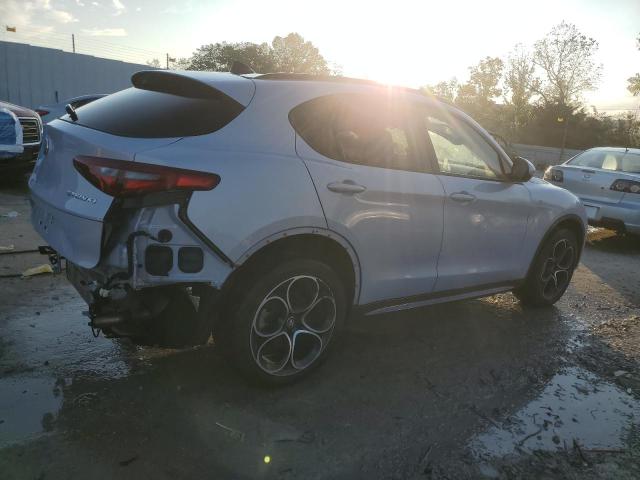 ZASPAKBN7N7D26206 - 2022 ALFA ROMEO STELVIO TI GRAY photo 3