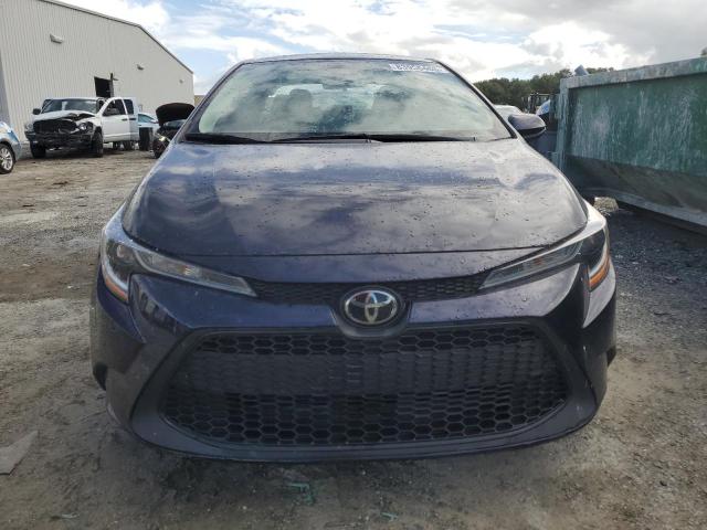5YFEPMAEXNP296273 - 2022 TOYOTA COROLLA LE Blau Foto 5