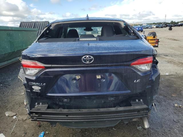 5YFEPMAEXNP296273 - 2022 TOYOTA COROLLA LE Blau Foto 6