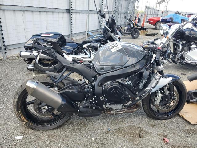 2025 SUZUKI GSX-R600, 