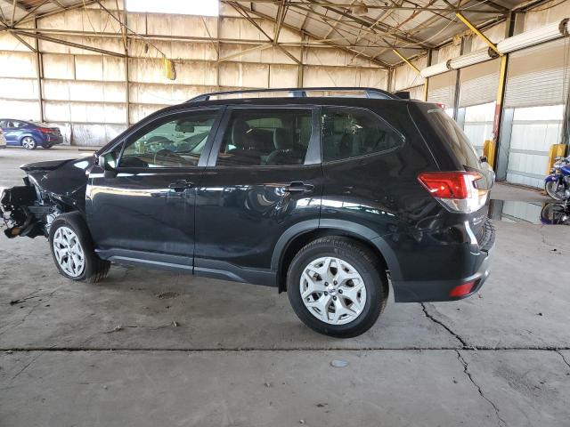 JF2SKADC1LH445688 - 2020 SUBARU FORESTER BLACK photo 2