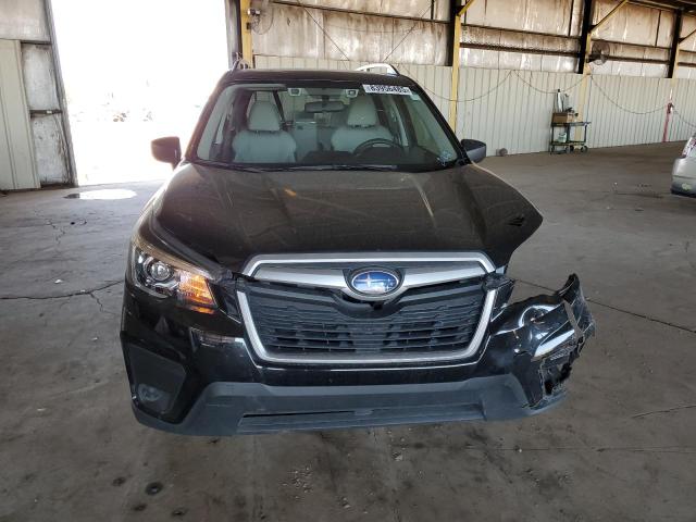 JF2SKADC1LH445688 - 2020 SUBARU FORESTER BLACK photo 5