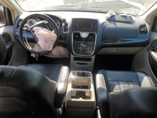 2C4RC1BG2GR290269 - 2016 CHRYSLER TOWN & COU TOURING WHITE photo 8