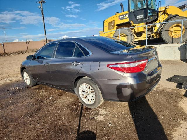 4T1BF1FK6GU204127 - 2016 TOYOTA CAMRY LE გრაფიტი ფოტო 2