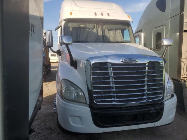2013 FREIGHTLINER CASCADIA, 