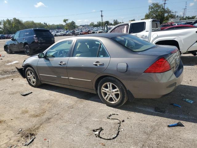 1HGCM56747A091752 - 2007 HONDA ACCORD EX GRAY photo 2