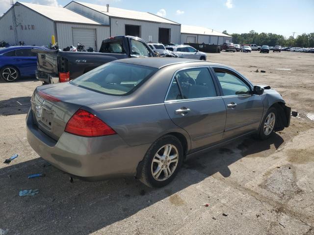 1HGCM56747A091752 - 2007 HONDA ACCORD EX GRAY photo 3
