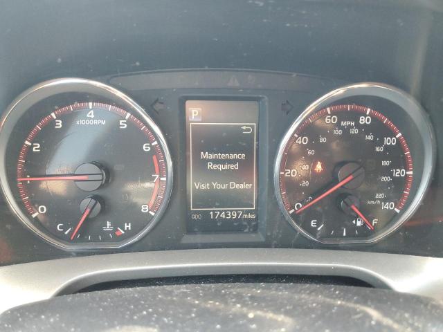 2T3JFREV4JW743978 - 2018 TOYOTA RAV4 SE შავი ფოტო 9