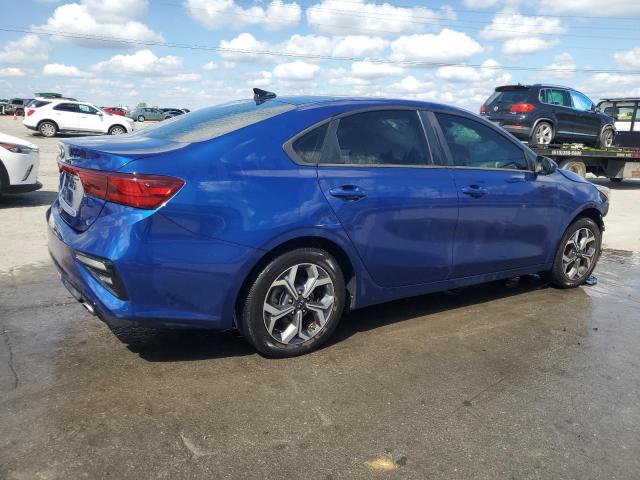 3KPF24AD3KE092700 - 2019 KIA FORTE FE BLUE photo 3
