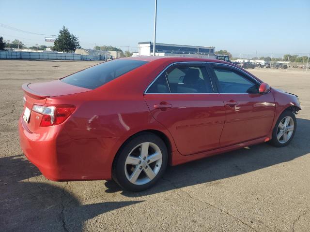4T1BF1FK1CU582575 - 2012 TOYOTA CAMRY BASE 红色 照片 3