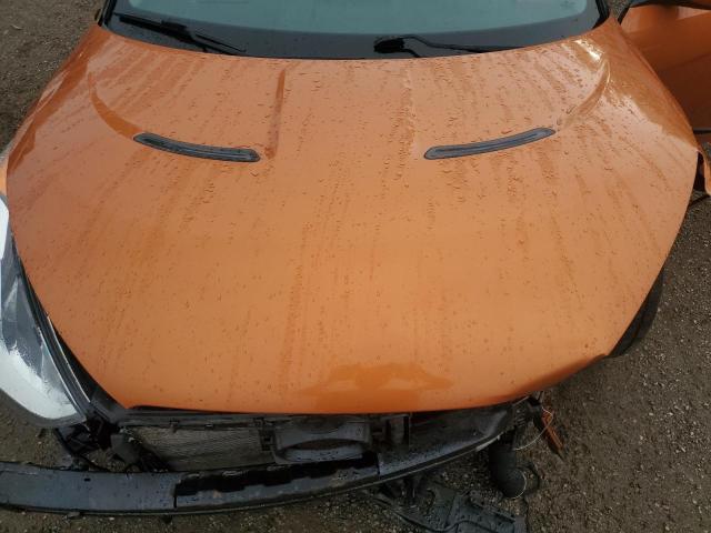 KMHTC6AE9FU236872 - 2015 HYUNDAI VELOSTER TURBO ნარინჯისფერი ფოტო 11