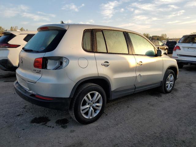 WVGBV7AX5CW592684 - 2012 VOLKSWAGEN TIGUAN S GRAY photo 3