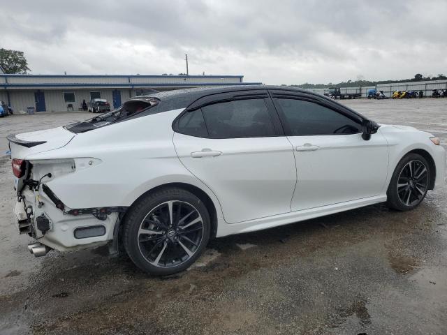 4T1K61AK6LU323877 - 2020 TOYOTA CAMRY XSE 白色 照片 3