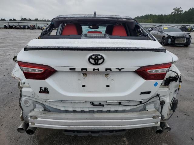 4T1K61AK6LU323877 - 2020 TOYOTA CAMRY XSE 白色 照片 6