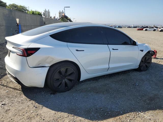 5YJ3E1EA7RF861325 - 2024 TESLA MODEL 3 WHITE photo 3