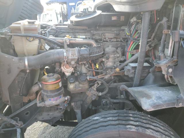 1FUJGLD51FLGF3068 - 2015 FREIGHTLINER CASCADIA 黑色 照片 7