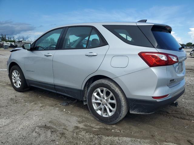 2GNAXHEV2J6160920 - 2018 CHEVROLET EQUINOX LS Gümüş fotoğraf 2