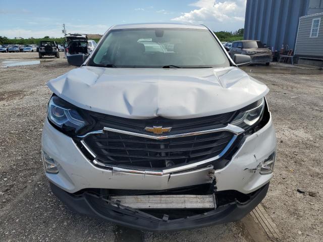 2GNAXHEV2J6160920 - 2018 CHEVROLET EQUINOX LS Gümüş fotoğraf 5