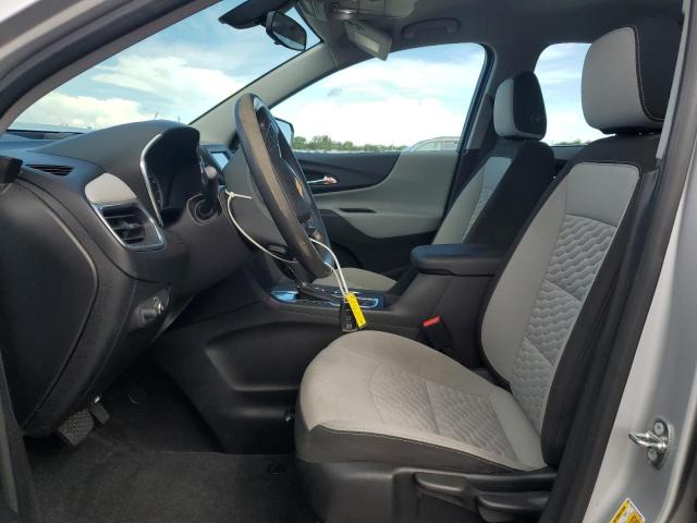 2GNAXHEV2J6160920 - 2018 CHEVROLET EQUINOX LS Gümüş fotoğraf 7