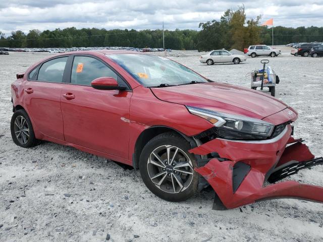 3KPF24AD3NE457588 - 2022 KIA FORTE FE RED photo 4