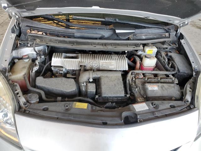 JTDKN3DU8F0446320 - 2015 TOYOTA PRIUS SILVER photo 11